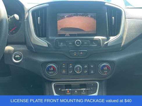 Used 2022 GMC Terrain SLE w/ Driver Convenience Package FWD image 10