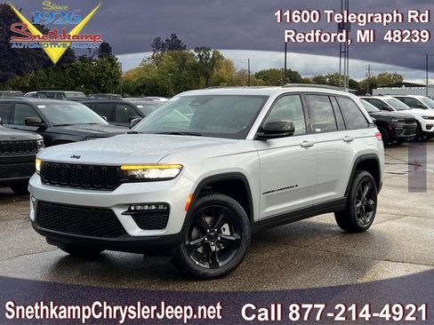 Used 2025 Jeep Grand Cherokee Limited image 1