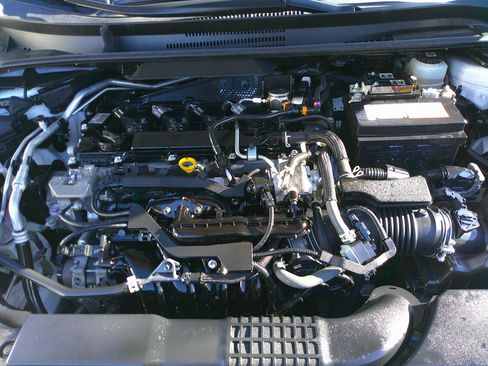 Used 2022 Toyota Corolla SE image 32