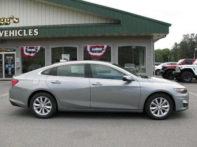 Used 2024 Chevrolet Malibu LT FWD image 3