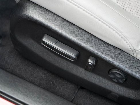 Certified 2022 Honda CR-V Touring image 18