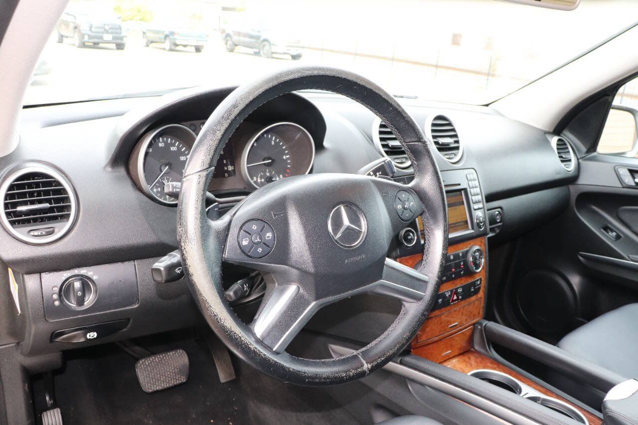 Used 2009 Mercedes-Benz ML 320 BlueTEC 4MATIC image 18