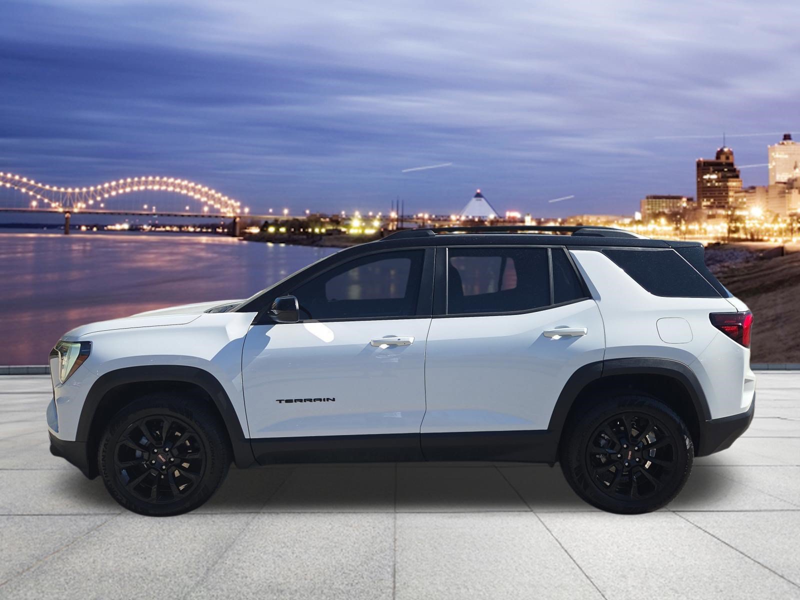 Used 2026 GMC Terrain Elevation w/ Elevation Premium Package FWD image 2