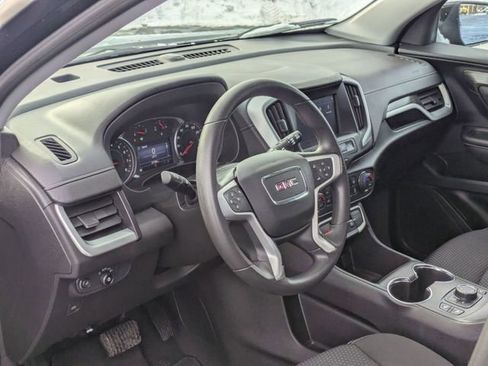 Used 2023 GMC Terrain SLE w/ Driver Convenience Package image 14