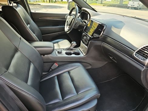 Used 2020 Jeep Grand Cherokee Limited AWD/4WD image 10