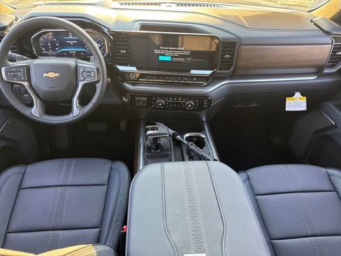 New 2025 Chevrolet Silverado 1500 High Country w/ Technology Package image 13