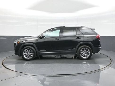 Used 2023 GMC Terrain SLT AWD/4WD image 4