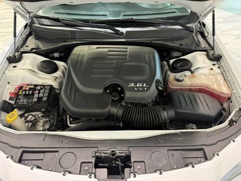 Used 2023 Chrysler 300 Touring L w/ Popular Equipment Group RWD image 35