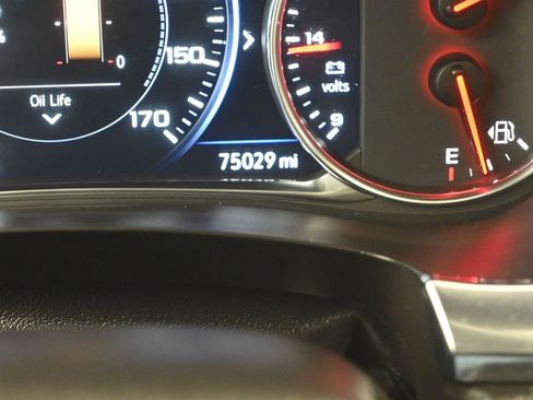 Used 2023 Chevrolet Traverse Premier w/ LPO, Floor Liner Package image 18