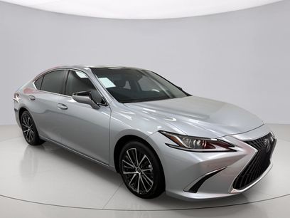 Used 2025 Lexus ES 350 w/ Premium Package