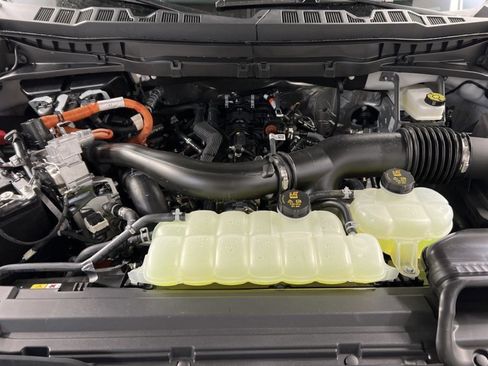 New 2025 Ford F150 Platinum w/ Equipment Group 703A Plus image 48