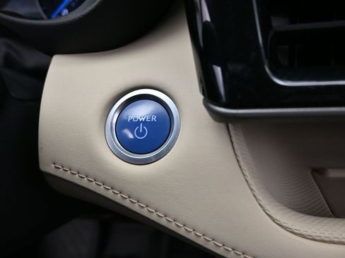 Used 2020 Toyota Highlander Limited image 29