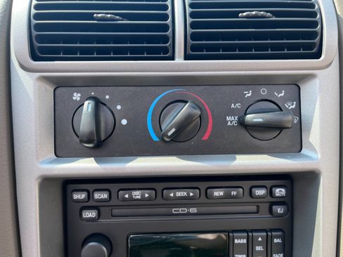 Used 2003 Ford Mustang GT RWD image 89