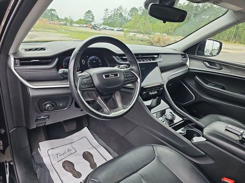 Used 2021 Jeep Grand Cherokee L Limited image 21