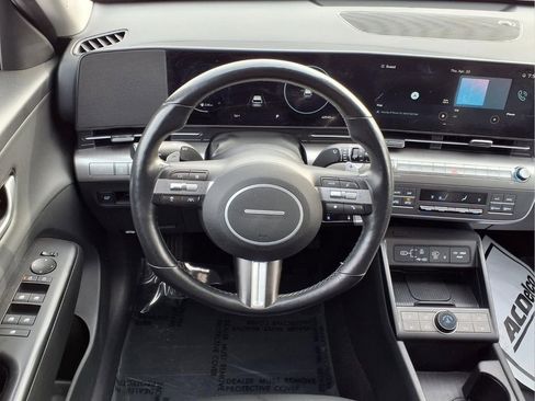 Used 2024 Hyundai Kona Limited AWD/4WD image 9
