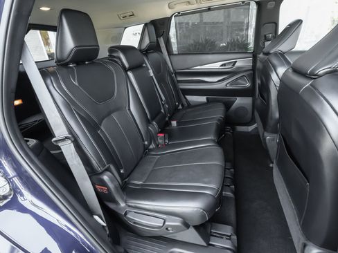 Used 2023 INFINITI QX60 Luxe w/ Vision Package image 35