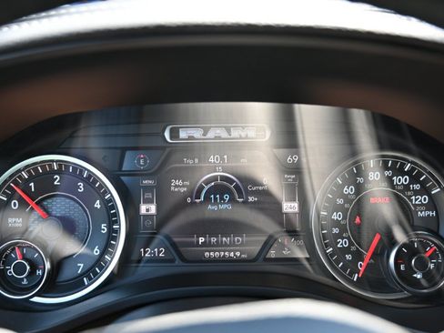 Used 2020 RAM 1500 Laramie AWD/4WD image 28