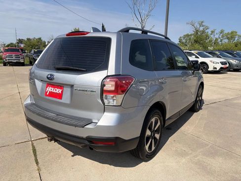 Used 2017 Subaru Forester 2.5i w/ Alloy Wheel Package AWD/4WD image 8