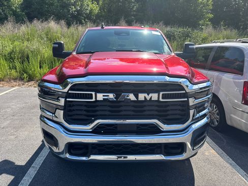 Used 2026 RAM 2500 Big Horn AWD/4WD image 2