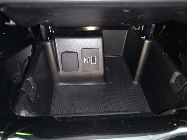 Used 2025 Ford Explorer Platinum w/ Ultimate Package AWD/4WD image 31
