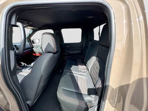 Used 2022 Nissan Frontier Pro-X RWD image 33