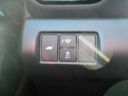 Used 2025 Honda Pilot TrailSport image 26