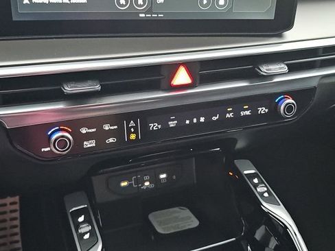 New 2026 Kia Sorento SX Prestige AWD/4WD image 15