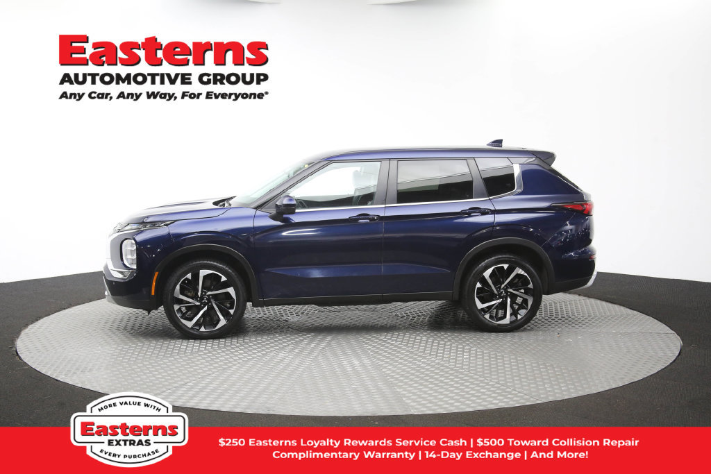 Used 2024 Mitsubishi Outlander SE FWD image 61