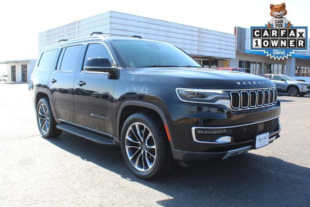 Used 2022 Jeep Wagoneer Series II w/ Premium Group I AWD/4WD image 1