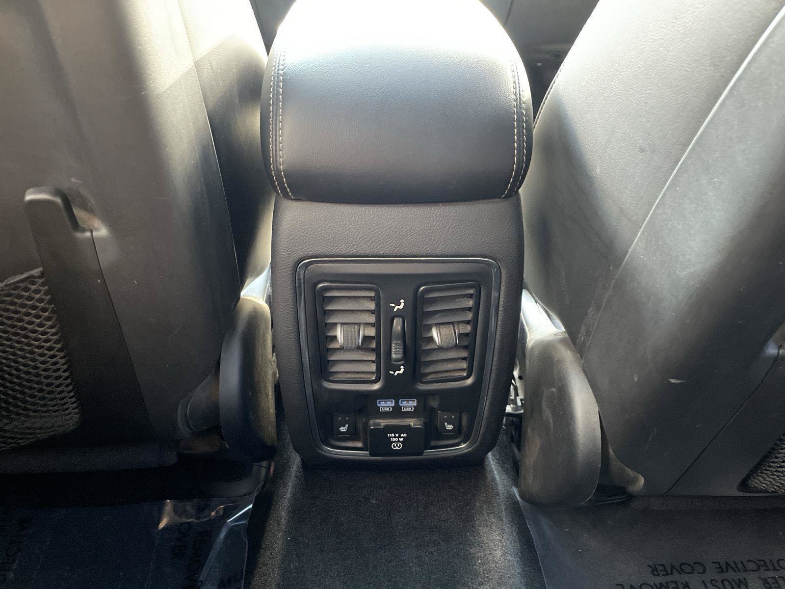 Used 2015 Jeep Grand Cherokee Limited AWD/4WD image 27