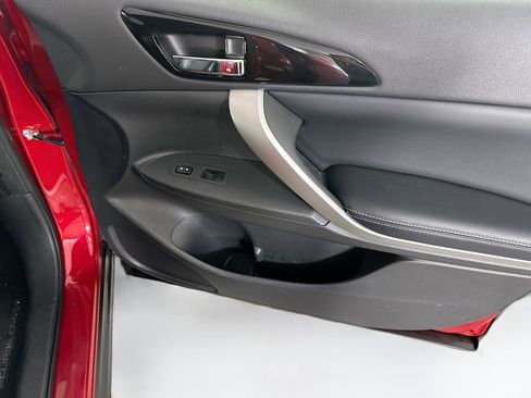 Used 2024 Mitsubishi Eclipse Cross SE image 31