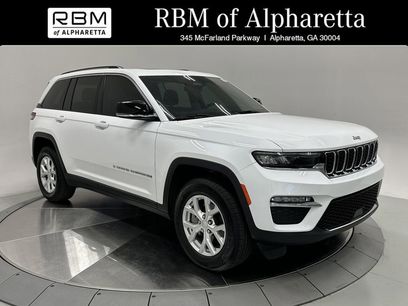 Used 2023 Jeep Grand Cherokee Limited w/ Trailer Tow Prep Group (B)