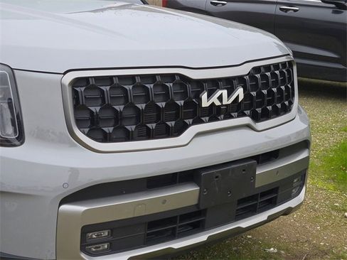 Certified 2023 Kia Telluride SX Prestige X-Pro image 5