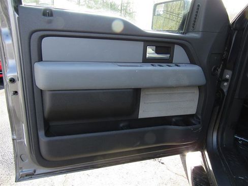 Used 2013 Ford F150 XLT w/ Mid Equipment Group image 9