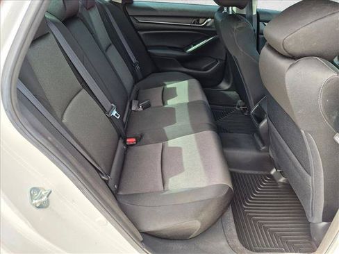 Used 2022 Honda Accord LX image 17