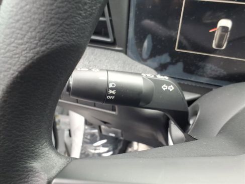 New 2026 Nissan Kicks SV image 19