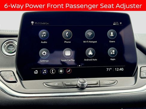 Used 2023 Chevrolet Blazer LT image 11