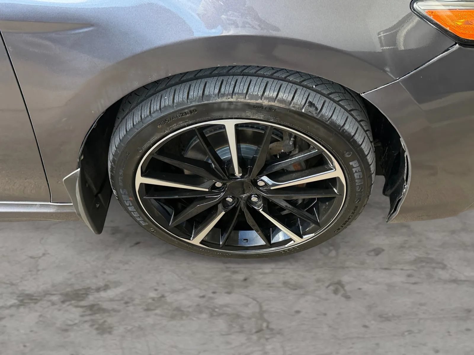 Used 2020 Toyota Camry XSE AWD/4WD image 45