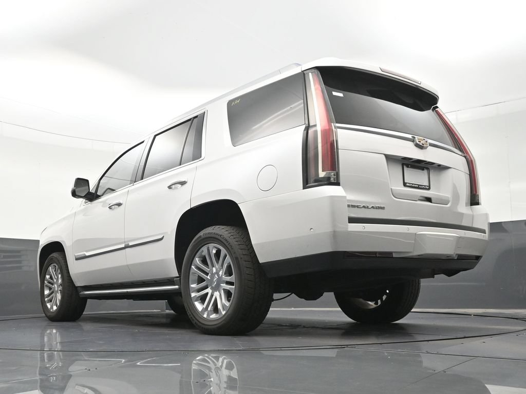 Used 2020 Cadillac Escalade 2WD image 26