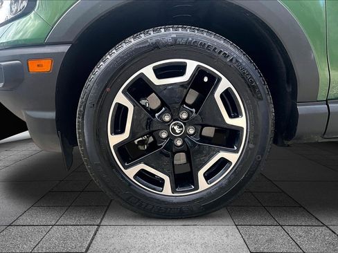 Used 2023 Ford Bronco Sport Outer Banks image 7