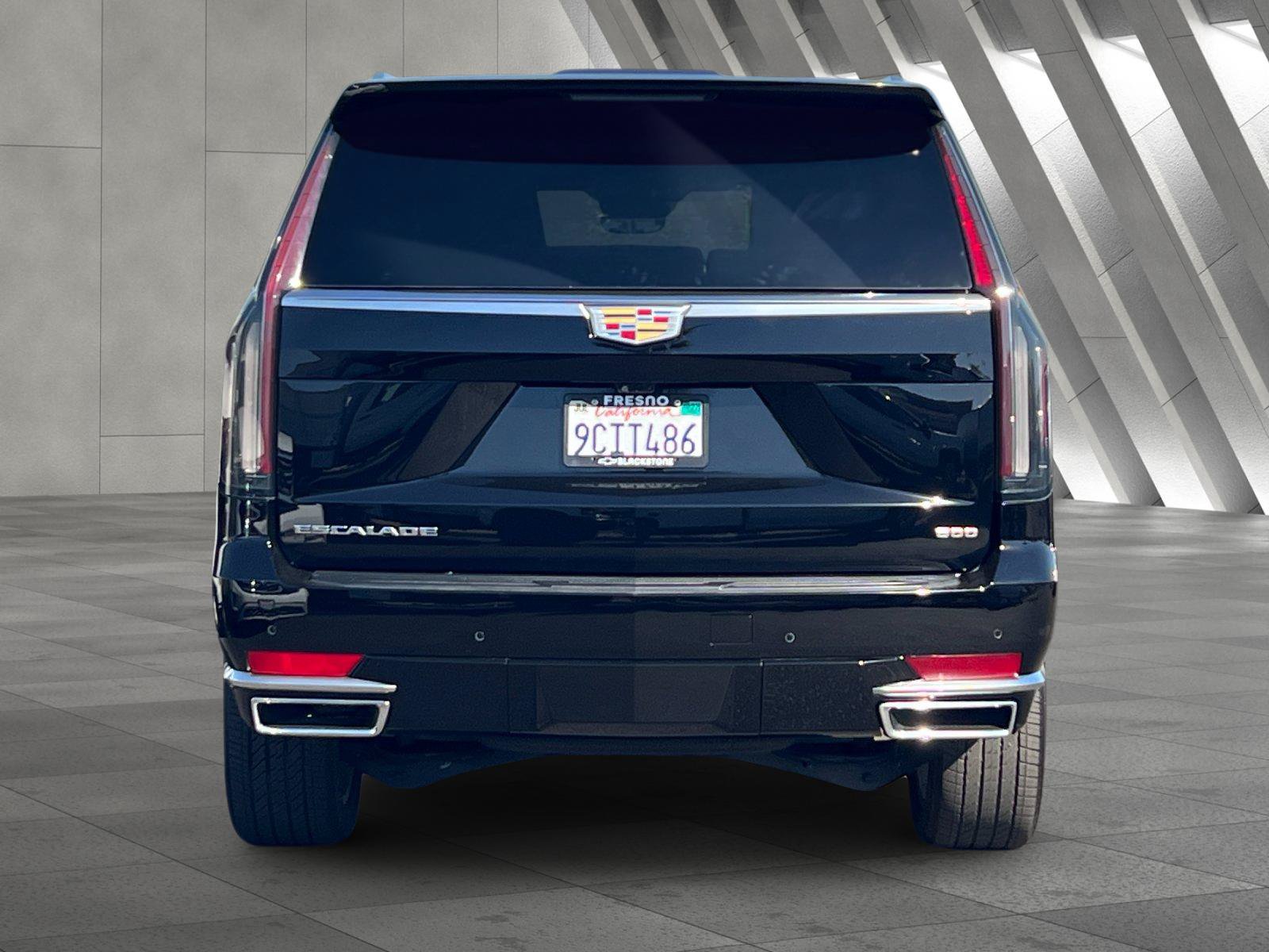 Certified 2022 Cadillac Escalade Premium Luxury AWD/4WD image 5