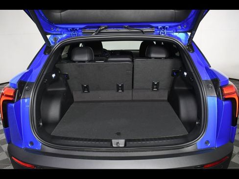 New 2025 Chevrolet Blazer EV LT image 15