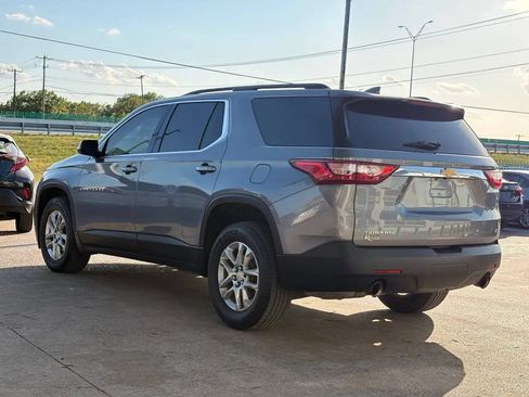 Used 2019 Chevrolet Traverse LT FWD image 5