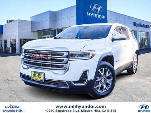 Used 2022 GMC Acadia SLE image 1