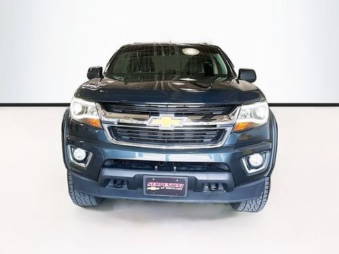 Used 2017 Chevrolet Colorado LT w/ LT Convenience Package AWD/4WD image 4