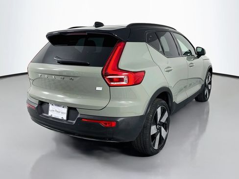 Used 2023 Volvo XC40 Recharge Ultimate w/ Protection Package Premier AWD/4WD image 9