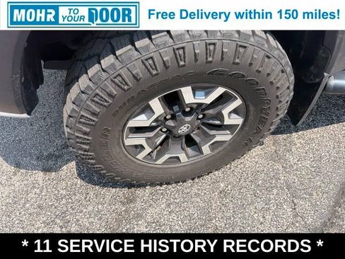 Used 2021 Toyota Tacoma TRD Off-Road w/ Technology Package AWD/4WD image 11