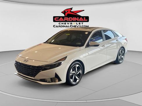 Used 2023 Hyundai Elantra Limited w/ Cargo Package FWD image 7