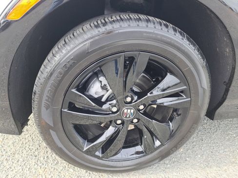 Certified 2025 Buick Encore GX Sport Touring w/ Advanced Technology Package image 23