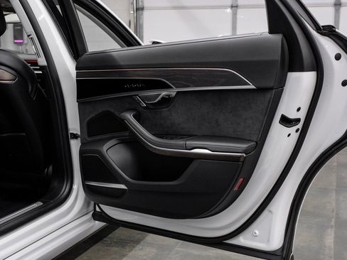 Used 2022 Audi A8 L 3.0T w/ Luxury Package image 58